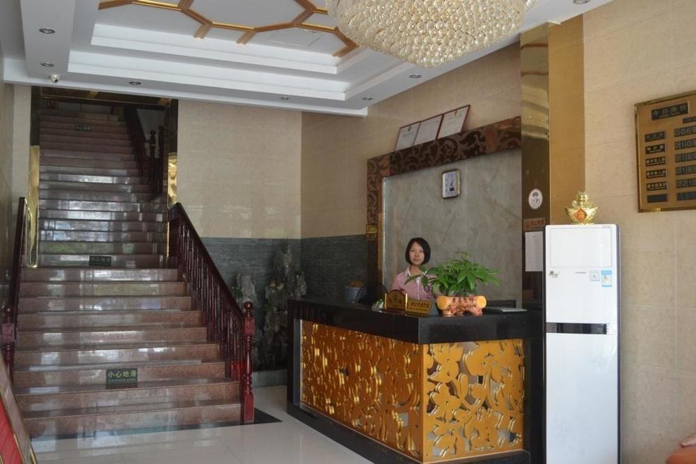 Cai Yue Hotel Shenzhen Exterior photo
